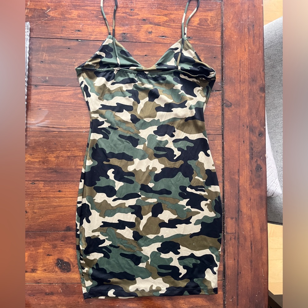 Fashion Nova Short Camo Print Dress Size M